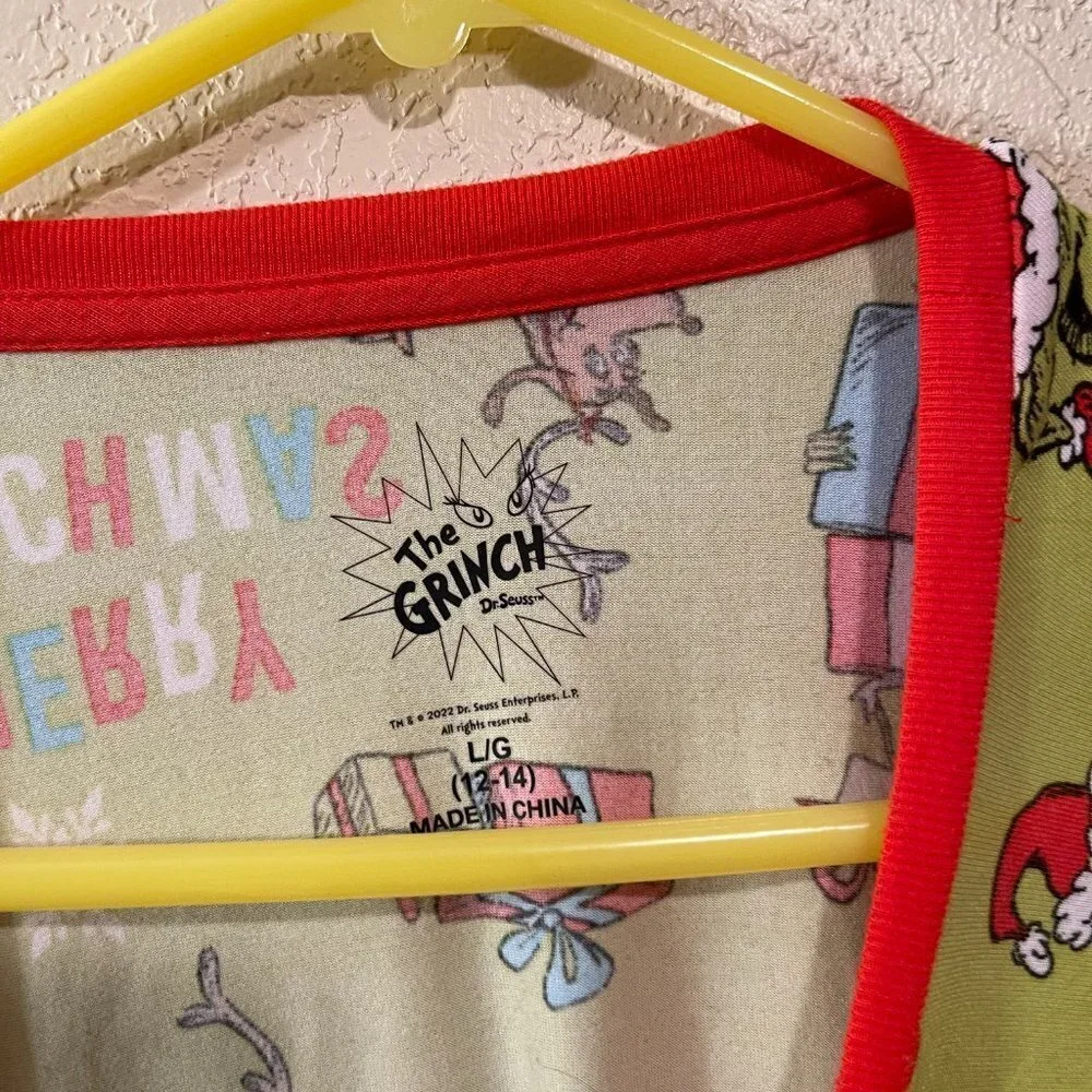 NWOT The Grinch Pajama Set (Top and Bottom) - Picture 2 of 6